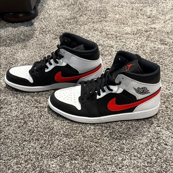 Jordan Men's Black, Red, and White Sneakers - Picture 3 of 5